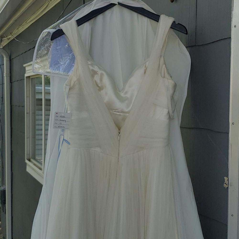 Modern Trousseau Gwen Wedding Dress Ivory Size 12 - Picture 7 of 16